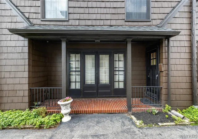 4th image of 60 Radcliffe Rd, Buffalo, NY 14214 | MLS# B1703027
