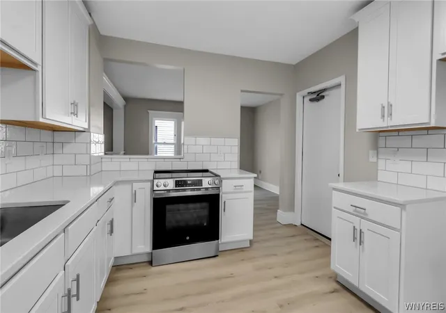 Listing Photo 5 - Condo for sale in building located at 2514 Delaware Ave, Buffalo, NY 14216