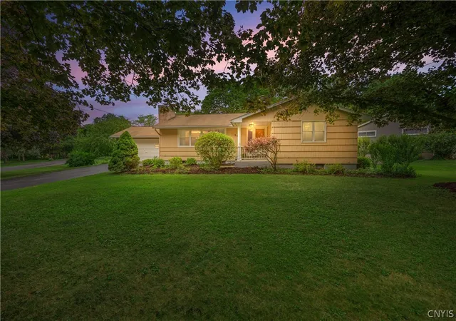 Photo 1 of Single family home for sale at 306 Sherbrooke Rd, Manlius, NY 13104 | MLS# S1703060 | Listing updated on 2026-07-30