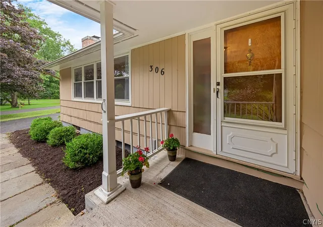 Photo 2 of Single family home for sale at 306 Sherbrooke Rd, Manlius, NY 13104 | MLS# S1703060 | Listing updated on 2026-07-30