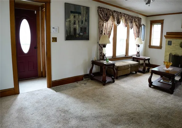 Photo 3 of Single family home for sale at 909 S Main St, Horseheads, NY 14845 | MLS# R1702683 | Listing updated on 2026-07-31