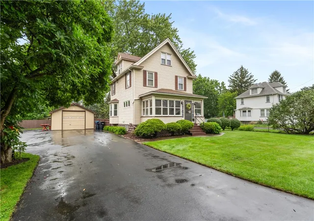 2nd image of 213 Varian Ln, Rochester, NY 14624 | MLS# R1701458