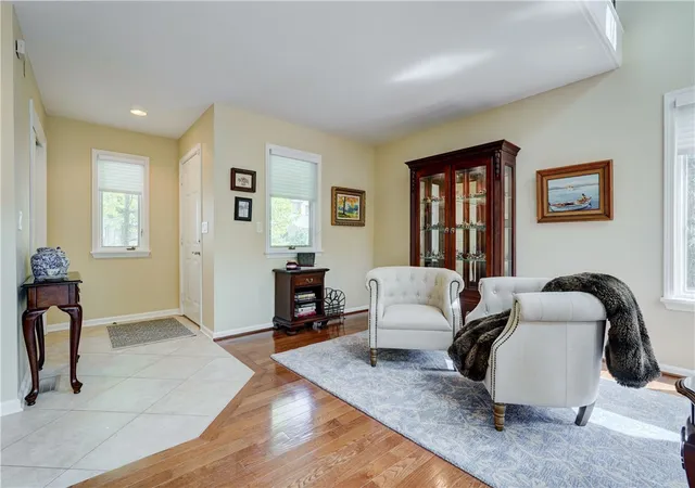 4th image of 60 Colonial Cir, Perinton, NY 14450 | MLS# R1698774
