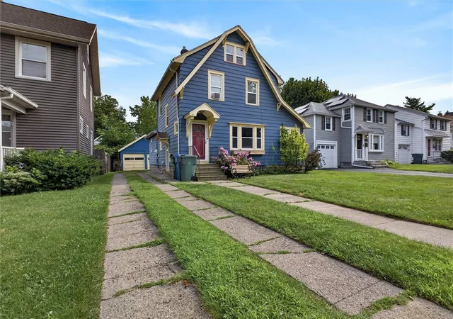 3rd image of 239 Farmington Rd, Rochester, NY 14609 | MLS# R1698108