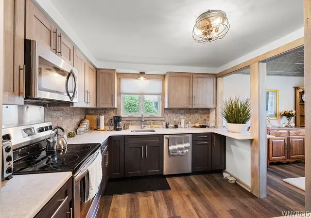 5th image of 140 Old Lyme Dr, Amherst, NY 14221