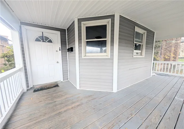 3rd image of 869 Genesee St, Rochester, NY 14611 | MLS# R1701681