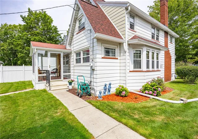 50th image of 4069 Lake Ave, Rochester, NY 14612 | MLS# R1691067