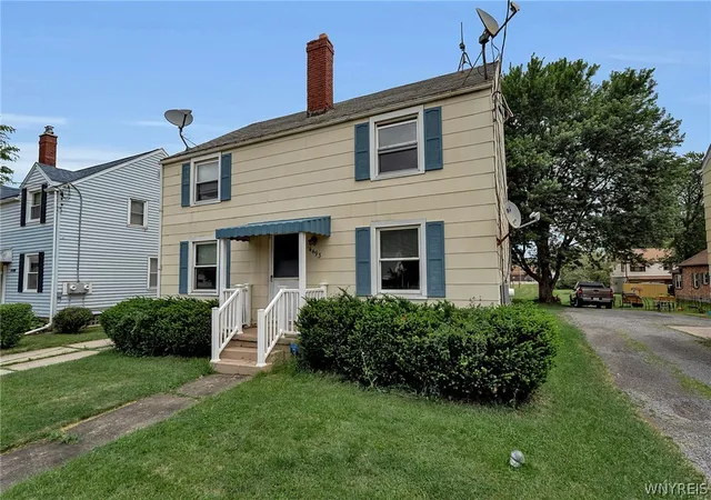 2nd image of 4493 Union Rd, Buffalo, NY 14225 | MLS# B1701615