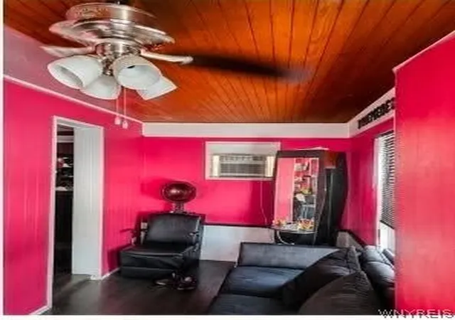 3rd image of 1257 Kensington Ave, Buffalo, NY 14215 | MLS# B1701977