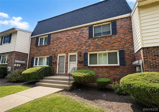1st image of 26 Stoneledge Ct, Buffalo, NY 14221 | MLS# B1701943