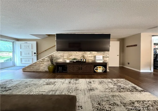 Listing Photo 4 - Condo for sale in building located at 26 Stoneledge Ct, Buffalo, NY 14221