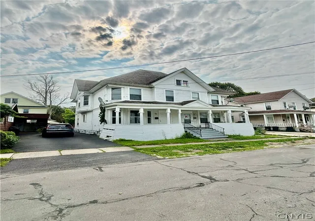Photo 2 of Multi family home for sale at 2 Gaylord St #4, Auburn, NY 13021 | MLS# S1703340 | Listing updated on 2026-08-01