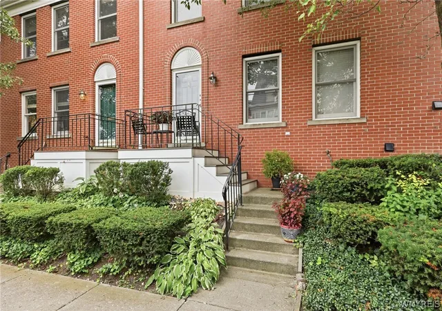 3rd image of 1119 Delaware Ave #3, Buffalo, NY 14209 | MLS# B1698965