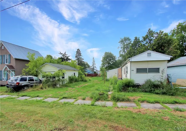 2nd image of 308 E Bronson St, Dexter, NY 13634 | MLS# S1703382