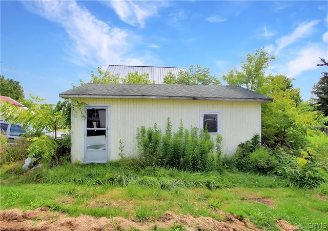 3rd image of 308 E Bronson St, Dexter, NY 13634 | MLS# S1703382