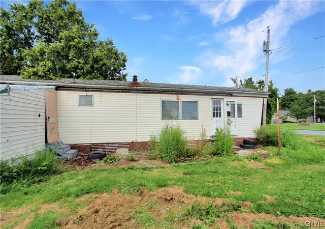 4th image of 308 E Bronson St, Dexter, NY 13634 | MLS# S1703382