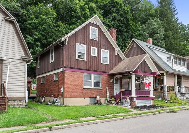 29th image of 10 Florence St, Hornell, NY 14843 | MLS# R1703219