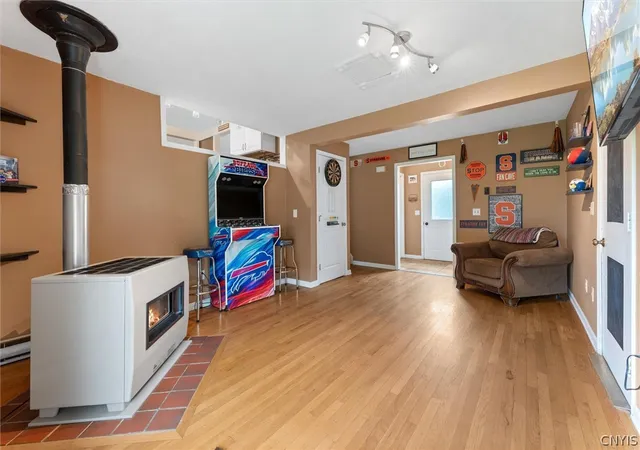 Photo 5 of Sale Pending at 8151 Scotia Ln, Liverpool, NY 13090 | MLS# S1702641 | Listing updated on 2026-08-03