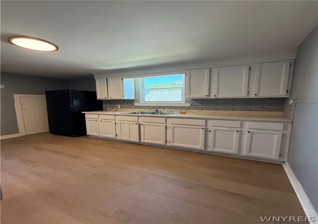 3rd image of 81 Roberts Ave, Buffalo, NY 14206 | MLS# B1703115