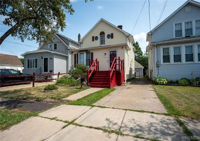 Photo 3 of Single family home for sale at 157 Riverdale Ave, Buffalo, NY 14207 | MLS# B1702370 | Listing updated on 2026-07-31
