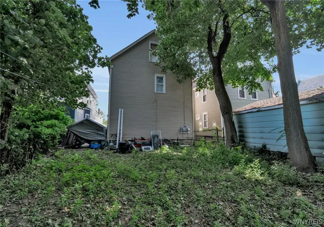 3rd image of 242 Northland Ave, Buffalo, NY 14208 | MLS# B1703032