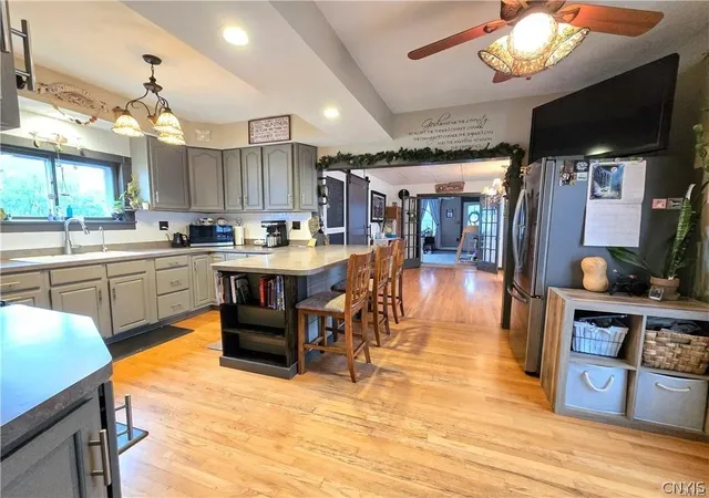 3rd image of 223 E Steele St, Herkimer, NY 13350 | MLS# S1703337