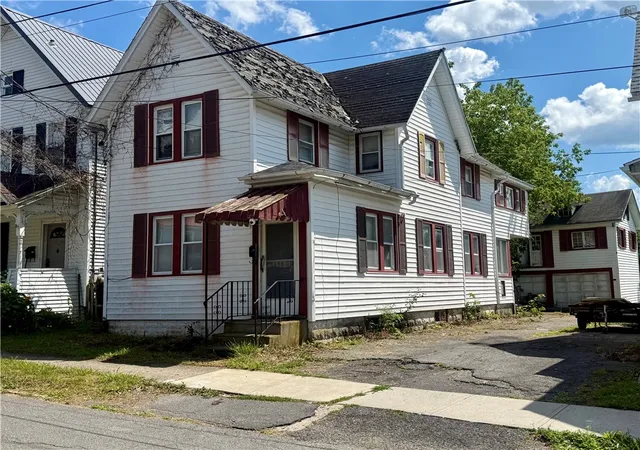 1st image of 25 John St, Geneva, NY 14456 | MLS# R1703467
