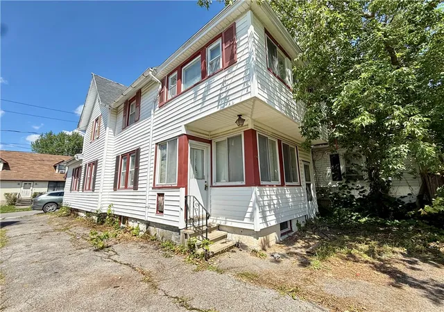 2nd image of 25 John St, Geneva, NY 14456 | MLS# R1703467