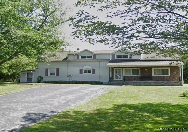 1st image of 193 Velore Ave, Orchard Park, NY 14127 | MLS# B1700186
