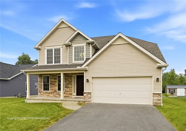 2nd image of 39 Chancellor Ln, Buffalo, NY 14224 | MLS# R1703403