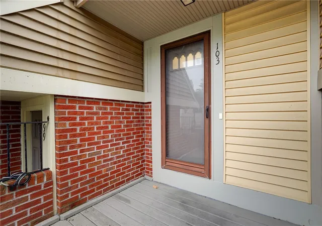 36th image of 103 Cornhill Pl, Rochester, NY 14608 | MLS# R1702599