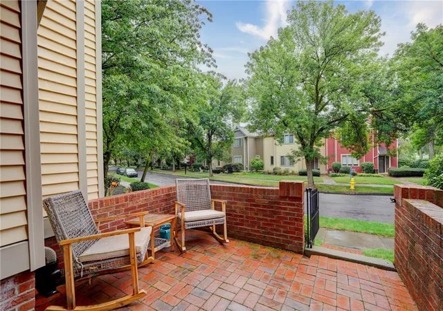 3rd image of 103 Cornhill Pl, Rochester, NY 14608 | MLS# R1702599
