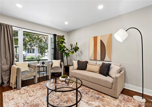 5th image of 226 14Th St, Buffalo, NY 14213 | MLS# B1701037