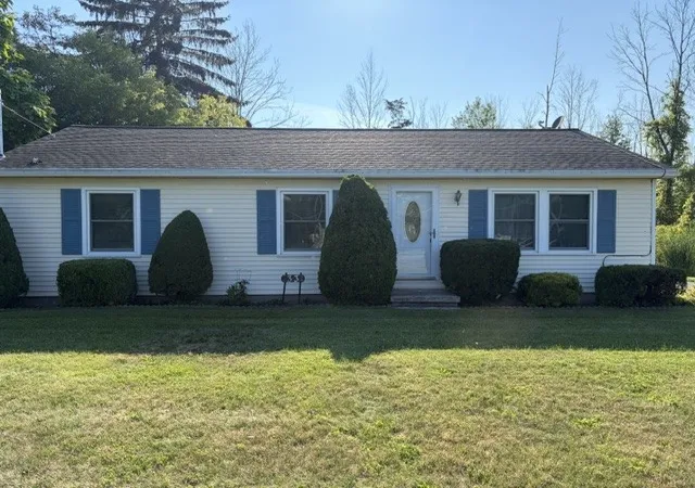1st image of 33 North Ave, Parma, NY 14468 | MLS# R1703261