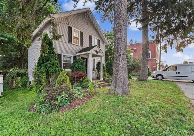 2nd image of 25 S Main St, Holland, NY 14080 | MLS# B1703155