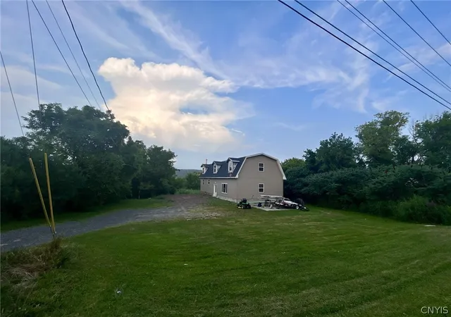 Photo 2 of Single family home for sale at 5804 West Rd, Munnsville, NY 13409 | MLS# S1703239 | Listing updated on 2026-08-01