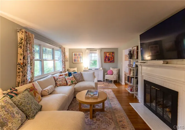 4th image of 20 Arlington Rd, Utica, NY 13501 | MLS# S1703544
