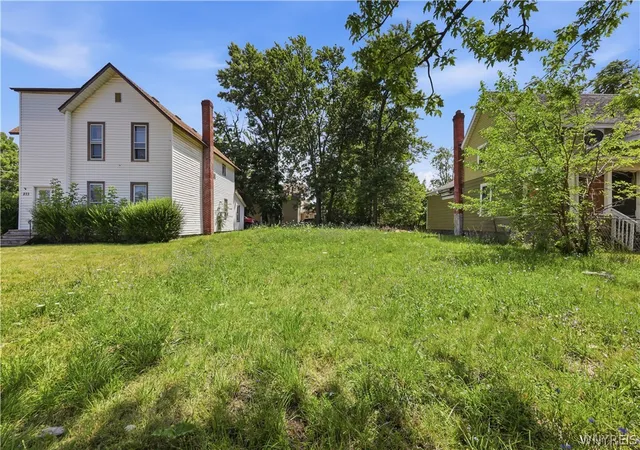 1st image of 277 Washburn St, Lockport City, NY 14094 | MLS# B1703605