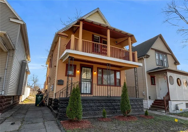 1st image of 345 Florida St, Buffalo, NY 14208 | MLS# B1703624