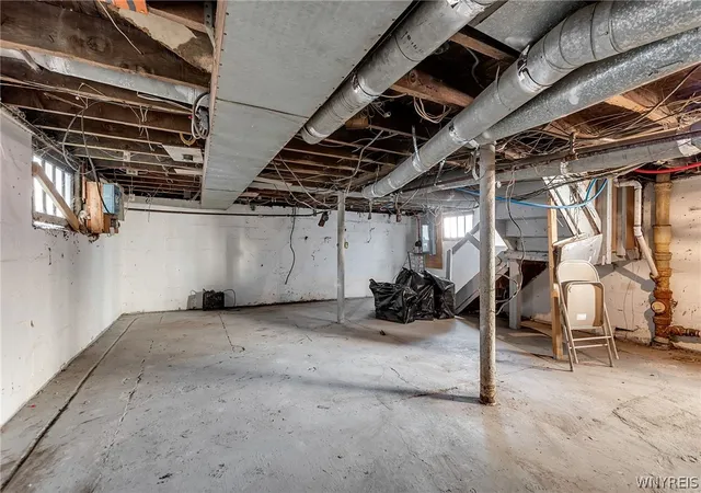 22nd image of 345 Florida St, Buffalo, NY 14208 | MLS# B1703624