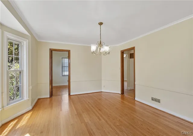 3rd image of 105 Bradford Pkwy, Syracuse, NY 13224 | MLS# S1703687