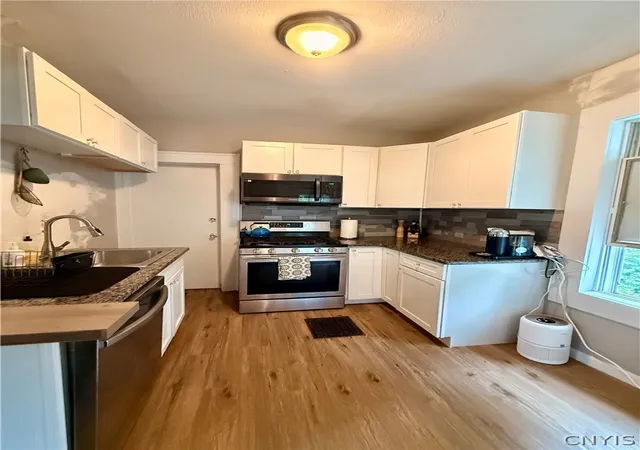 4th image of 1120 Stolp Ave, Syracuse, NY 13207 | MLS# S1703546