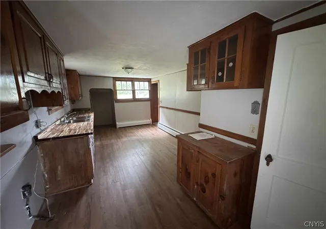 3rd image of 45 Railroad St, Bernhards Bay, NY 13028 | MLS# S1703590