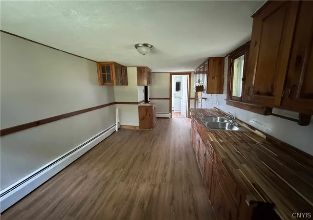 4th image of 45 Railroad St, Bernhards Bay, NY 13028 | MLS# S1703590