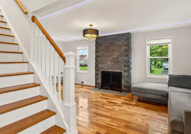 4th image of 431 Malden St, Greece, NY 14615 | MLS# R1703588
