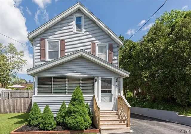 1st image of 207 Kinne St St, Syracuse, NY 13206 | MLS# S1702876