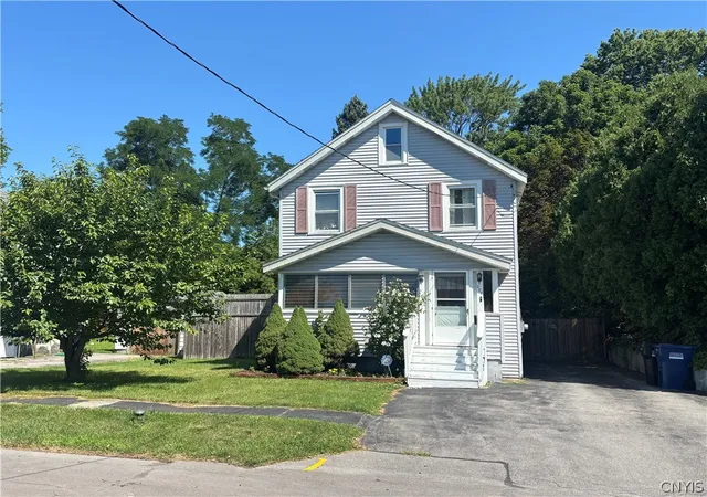 2nd image of 207 Kinne St St, Syracuse, NY 13206 | MLS# S1702876