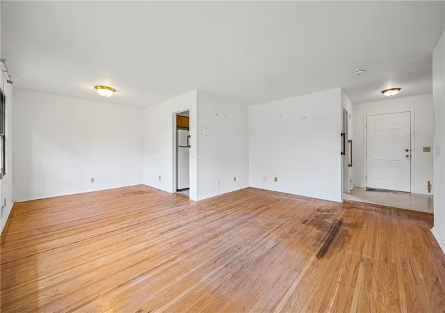 4th image of 30 Gate House, Henrietta, NY 14467 | MLS# R1703635