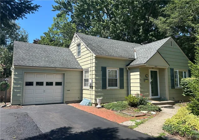 3rd image of 815 2Nd St, Salina, NY 13088 | MLS# S1703734