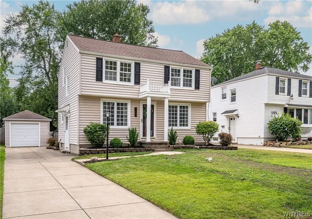 Photo 4 of Single family home for sale at 109 Meadow Ln, Buffalo, NY 14223 | MLS# B1702694 | Listing updated on 2026-08-03